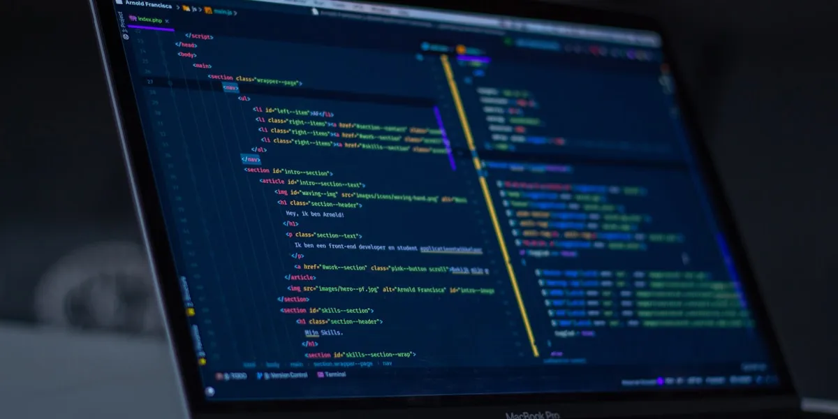 Snuffleupagus PHP-FPM pool architecture &mdash; public www pool with strict rules, internal agent pool with relaxed rules
